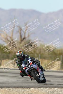 media/Dec-01-2025-Moto Forza (Mon) [[2daa91e15f]]/2-Intermediate Group/Session 3 (Turn 3)/